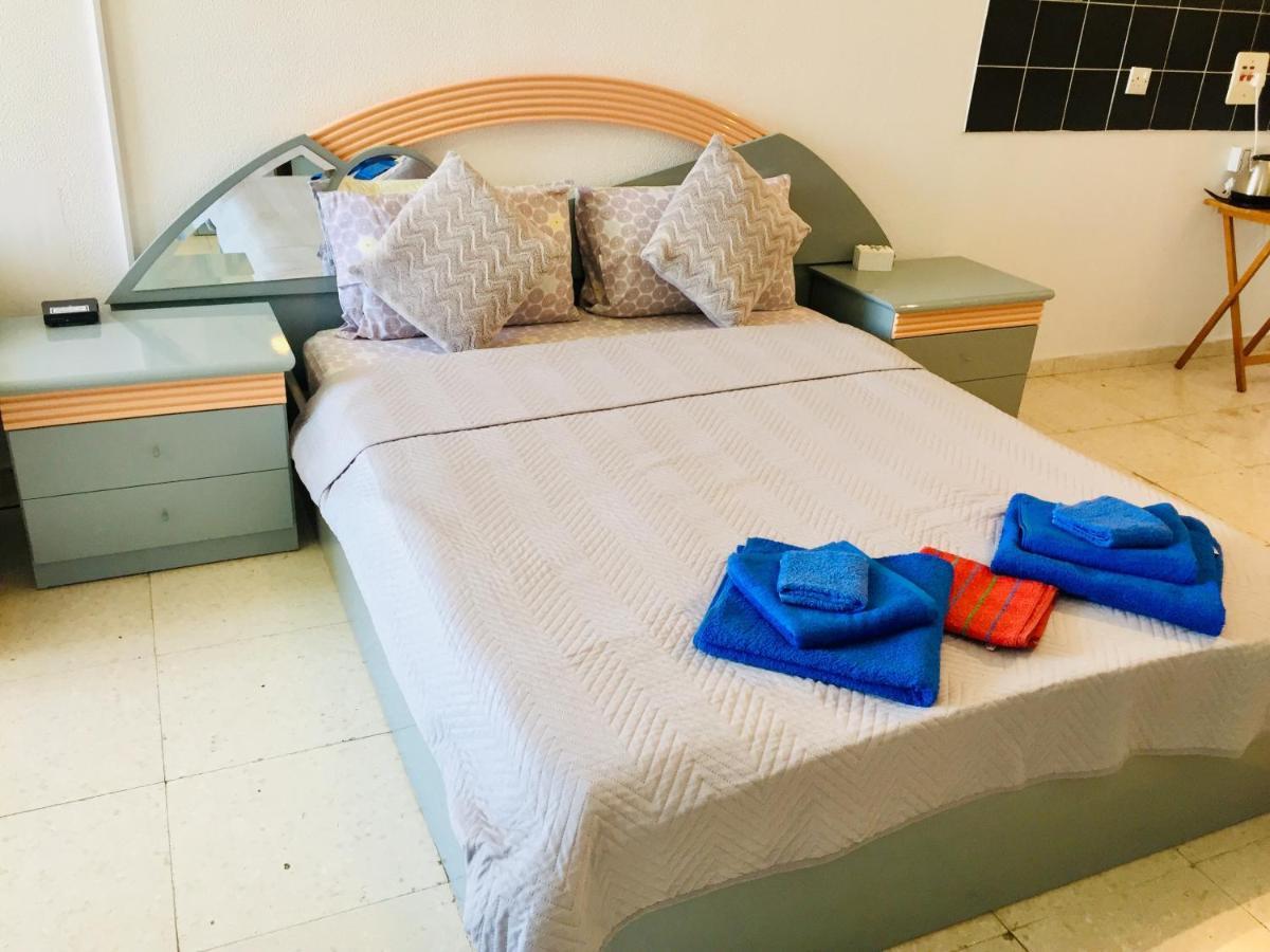Sunset Seaview Studio Apartment Paphos Ngoại thất bức ảnh